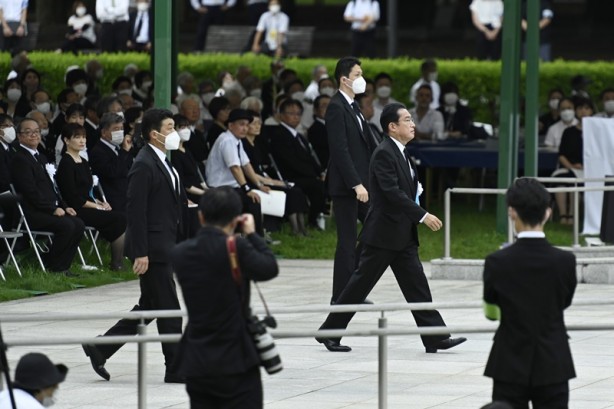 ABD'nin Hiroşima'ya atom bombası atmasının 77. yılı anılıyor