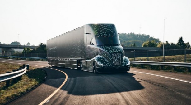 Foto - ABD’nin özel isteği: Tesla’dan iyi Volvo SuperTruck 2 ortaya çıktı