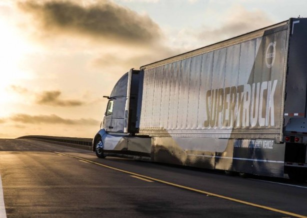 Foto - ABD’nin özel isteği: Tesla’dan iyi Volvo SuperTruck 2 ortaya çıktı