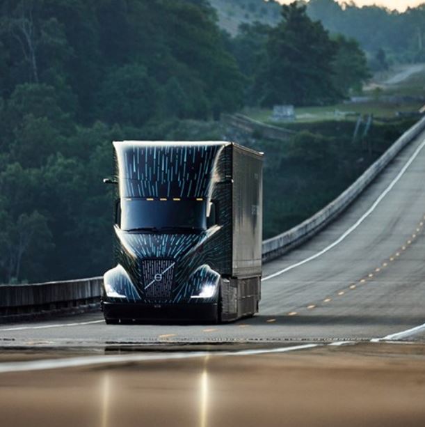 Foto - ABD’nin özel isteği: Tesla’dan iyi Volvo SuperTruck 2 ortaya çıktı