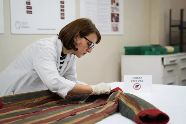 Foto - Abdülhamid Han'ın robdöşambrı restore edildi