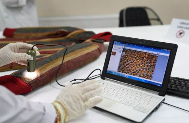 Foto - Abdülhamid Han'ın robdöşambrı restore edildi