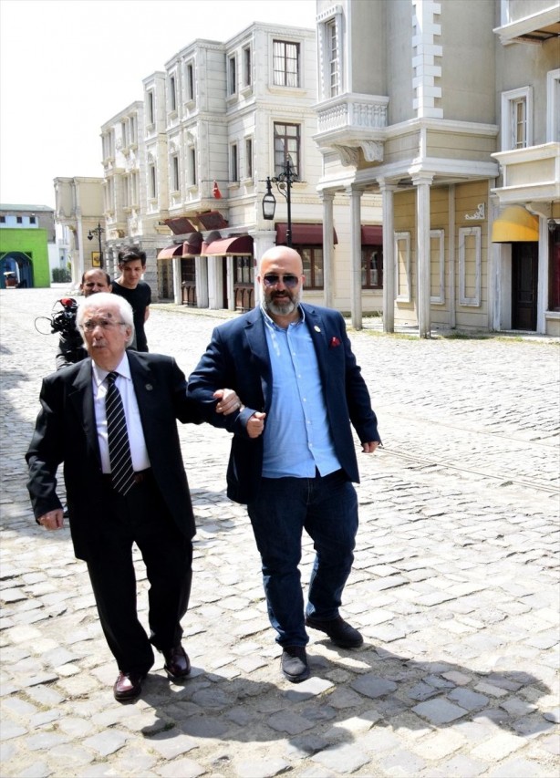 Foto - Abdülhamid'in torunları Payitaht Abdülhamid setinde 