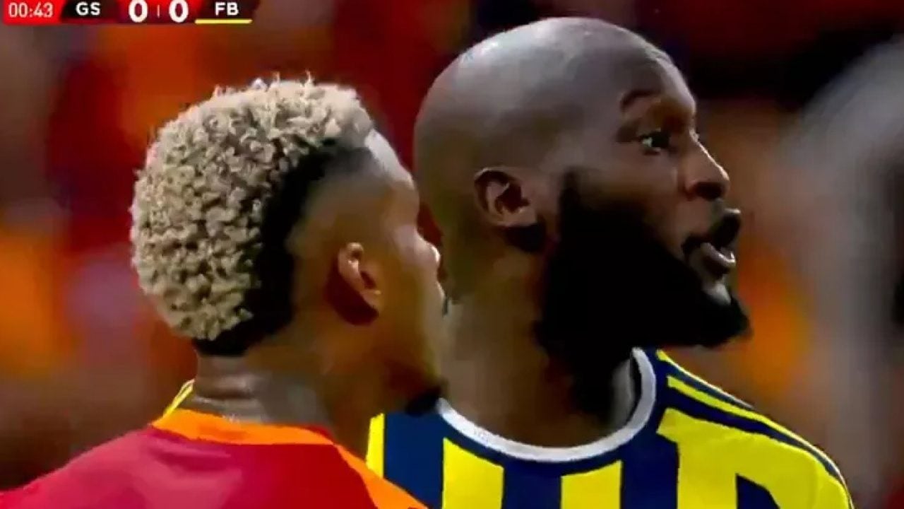 Abdülkerim'le tartışan Lukaku bakın ne yapmış… Önce İngilizce sonra Türkçe küfürler etmiş!