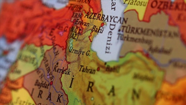 Foto - Abdullah Ağar 'Savaş mevzisi kazıyorlar' diyerek büyük tehlikeye dikkat çekti! Ortalık her an karışabilir