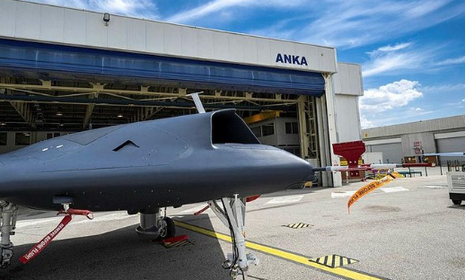 Foto - Abdullah Ağar Türkiye'nin yeni savaş uçağını işaret etti: Bunu gören Ankara ile adım atmak isteyecek