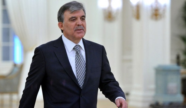 Foto - Abdullah Gül için sert sözler: Kraliçe'nin narin Gül’ü üzerimize gelmekte