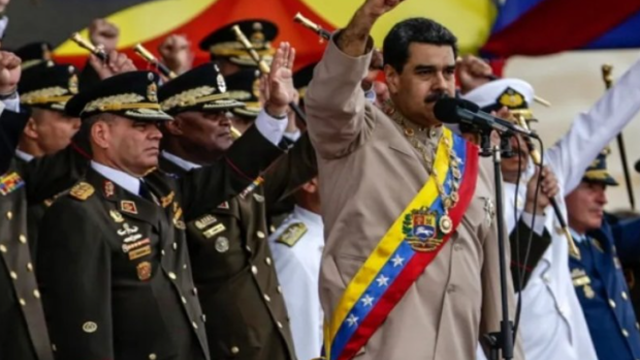 Foto - ABD'ye bir rest daha! Gizli uçak pisti imha edildi