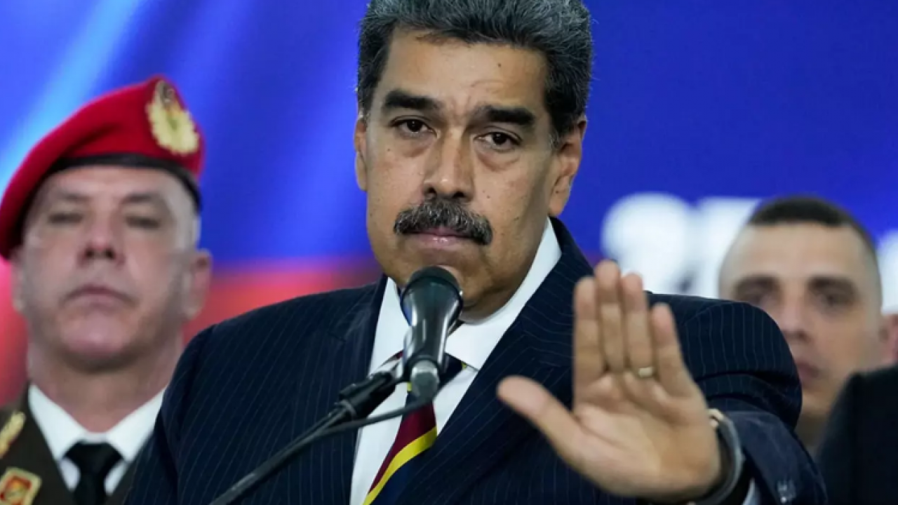 ABD'ye bir rest daha! Gizli uçak pisti imha edildi