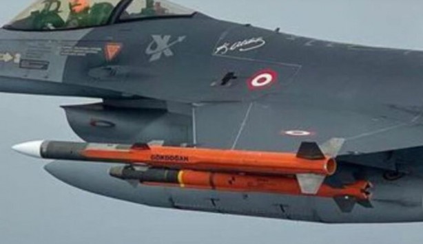 Foto - ABD’yi rahatsız edecek gelişme! GÖKDOĞAN, hedef uçağı düşürdü