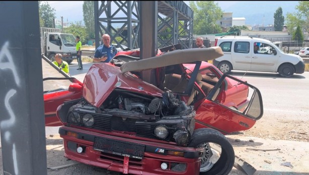 Foto - Abi kardeşin karıştığı feci kaza güvenlik kamerasına böyle yansıdı