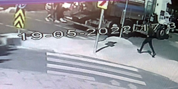 Foto - Abla kardeş İSKİ kamyonunun altında kaldı