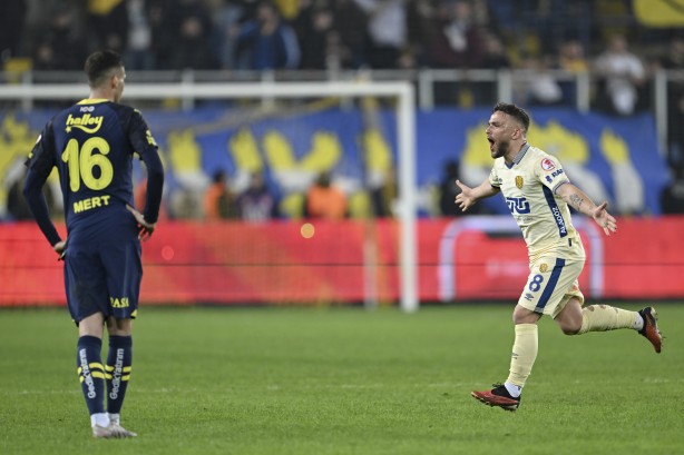 Foto - Abluka altındaki o bölgelerden bu haber geldi: Kanarya'ya havadan para gelecek: Tam 10 milyon Euro...