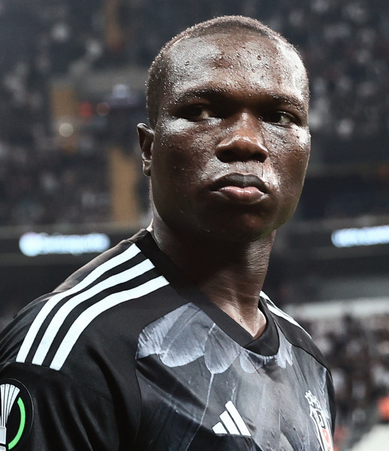 Foto - Aboubakar ile ilgili şaşırtan açıklama! Yırtın şu adamın sözleşmesini! Beşiktaş babasının çiftliği değil...