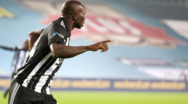 Foto - Aboubakar rekor kırdı! Fenerbahçe'ye attığı golde topun hızı...