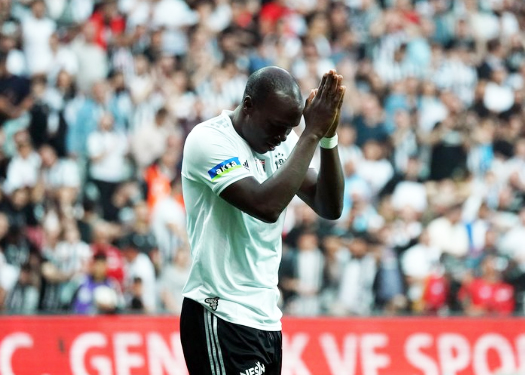 Foto - Aboubakar'ın vatandaşı Beşiktaş'a geliyor! Şok eden uyarı: Büyük fırsatın detayları ortaya çıktı