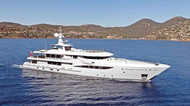 Foto - Abramoviç Türkiye'ye resmen çıkarma yaptı