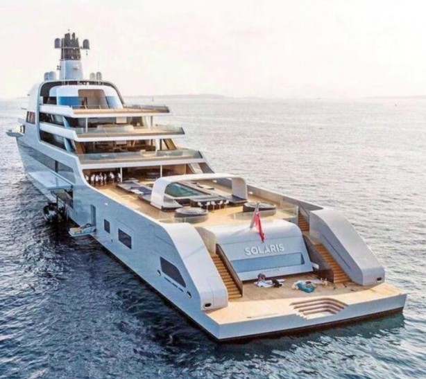 Foto - Abramoviç Türkiye'ye resmen çıkarma yaptı