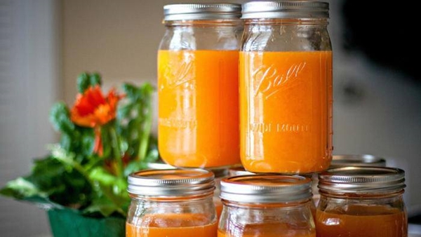 Aç karna meyve suyu içerseniz...