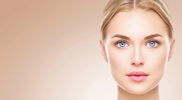 Foto - Aç karna meyve suyu içerseniz...