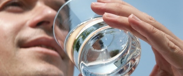 Foto - Aç karnına su içerseniz...