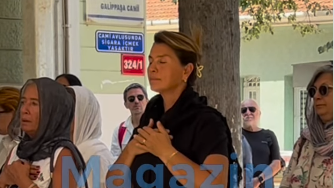 Foto - Açelya Akkoyun, başı açık, dizindeki etekle namaz kıldı! "Omzundaki başörtü çok güzelmiş"