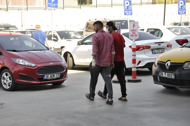 Foto - Acemi kasaplar yine soluğu hastanede aldı
