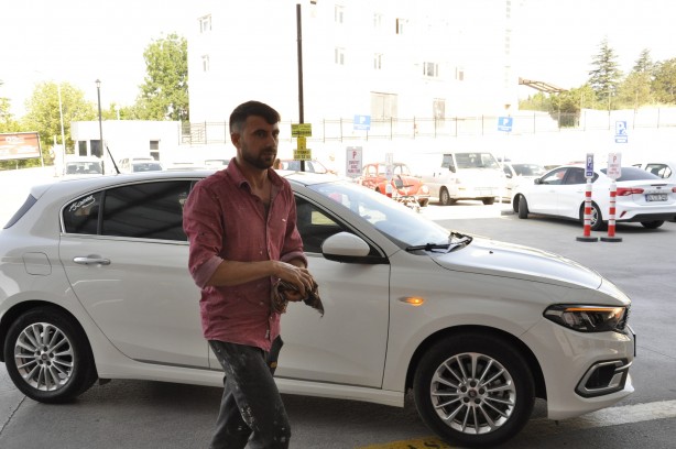 Foto - Acemi kasaplar yine soluğu hastanede aldı