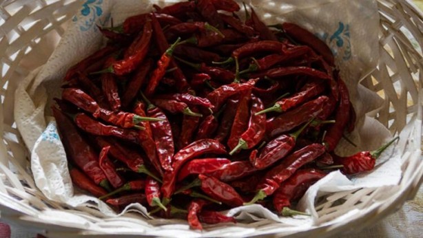 Foto - Acı biberi böyle tüketenler dikkat! Aman sağlığınızdan olmayın