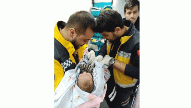 Foto - Acı içinde dökülen sevinç gözyaşları