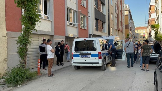 Foto - Acı ölüm! Odasının camını silerken düşen kadın hayatını kaybetti