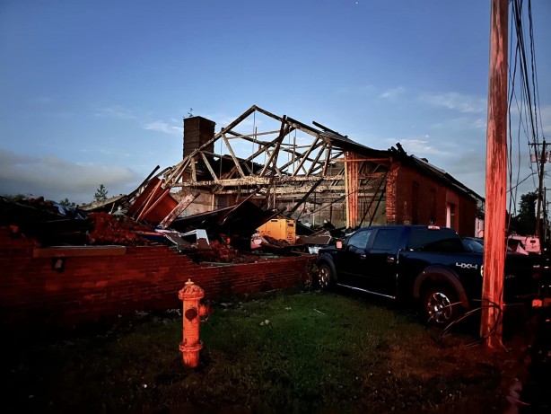 Foto - Acil durum ilan edildi! New York'u hortum vurdu