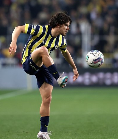 Foto - Acil satın almak için hareket geçtiler: Karar verdi: Fenerbahçe United!