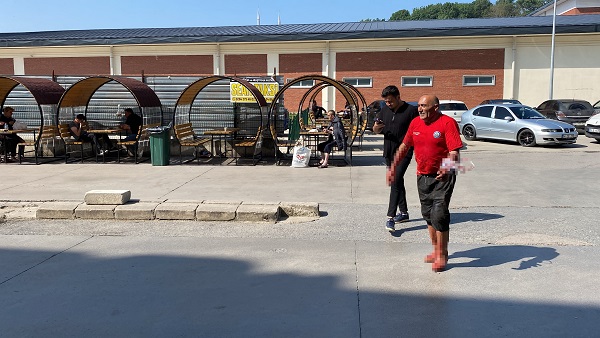 Acil servisler dolup taştı! Manzara değişmedi kurbanlık yerine kendilerini böyle kestiler