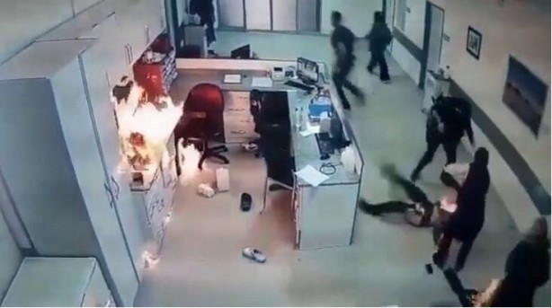 Foto - Acil serviste dehşet dolu anlar! Böyle görüntülendi