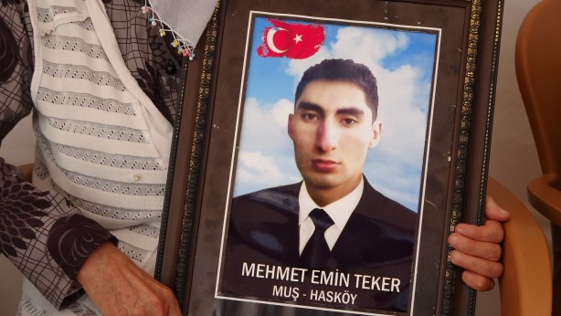 Foto - Acılı ailelerin feryadı: HDP ve PKK nasıl bizim ciğerimizi yaktıysa Allah ta onların ciğerini yaksın!
