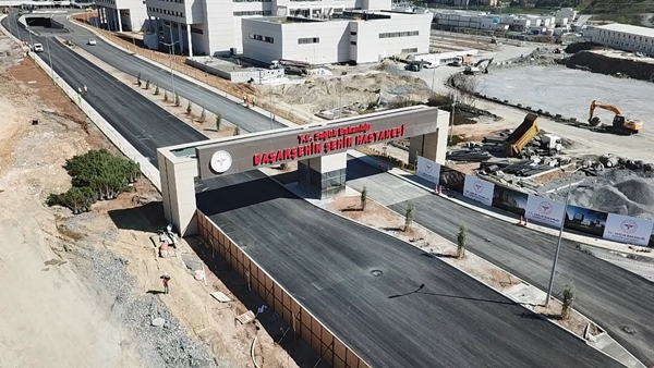Foto - Açılışına artık saatler kaldı! Başakşehir Şehir Hastanesi'nin son hali havadan böyle görüntülendi