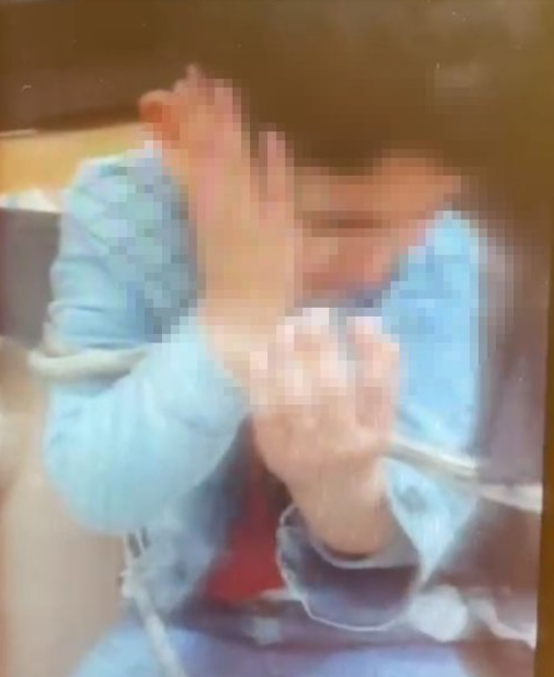 Foto - Acımasız babadan intikam işkencesi! Eşine kızıp hıncını 4 çocuğundan çıkardı