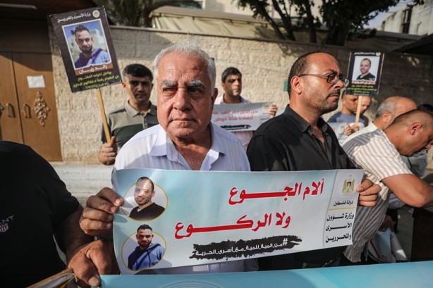 Foto - Açlık grevindeki Filistinli tutuklular için destek gösterisi! Acil müdahale çağrısı