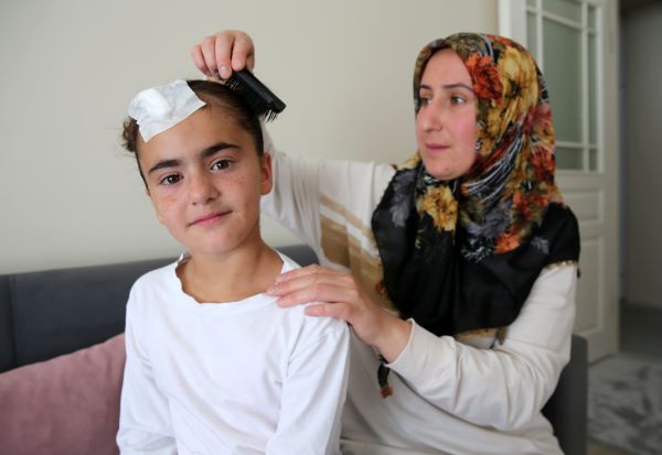 Foto - Açtığı pankarta "Tayyip Dede"si sessiz kalmadı