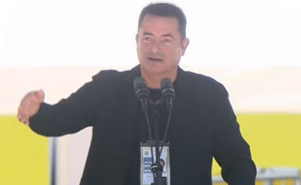 Acun Ilıcalı haddini aştı ve Aziz Yıldırım’a sataştı: Başkan olursanız Mourinho ile nasıl çalışacaksınız?