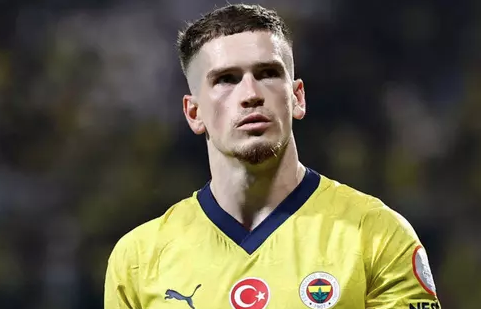 Foto - Acun Ilıcalı transferden vazgeçmişti! Fenerbahçe'nin yıldızını eski Fenerbahçeli kapmak üzere…