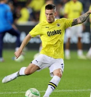 Foto - Acun Ilıcalı transferden vazgeçmişti! Fenerbahçe'nin yıldızını eski Fenerbahçeli kapmak üzere…