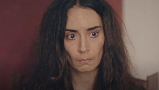 Foto - Acun Ilıcalı'nın kanalındaki tartışma çıkaran 'Kırmızı Oda' isimli diziye sert eleştiri