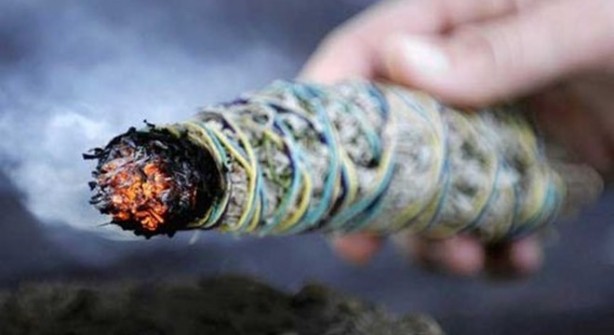 Foto - Adaçayı yakmanın 9 şifası