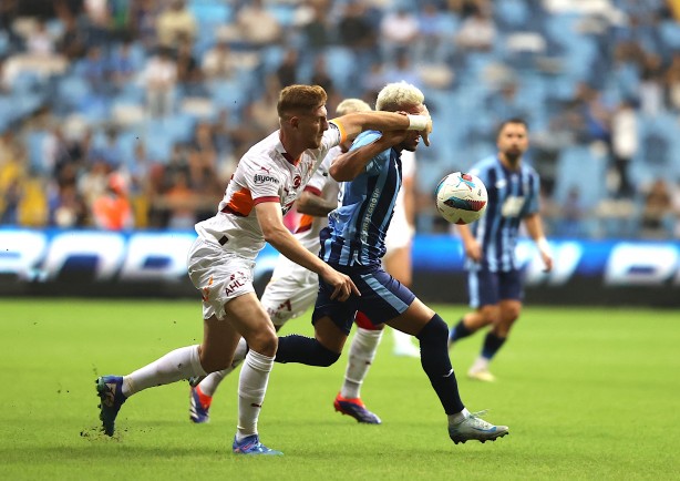Foto - Galatasaray, Adana Demirspor'u farklı geçti! İki penaltı kararı: Icardi sakatlandı...