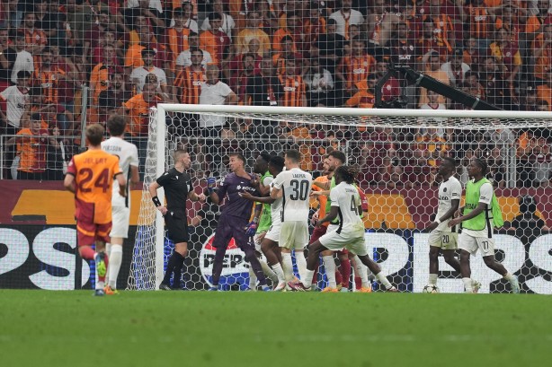 Foto - Galatasaray, Adana Demirspor'u farklı geçti! İki penaltı kararı: Icardi sakatlandı...