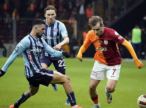Foto - Galatasaray, Adana Demirspor'u farklı geçti! İki penaltı kararı: Icardi sakatlandı...
