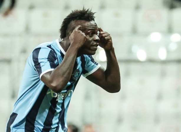 Foto - Adana Demirspor ile anlaşan Balotelli'den Suudi Arabistan bombası