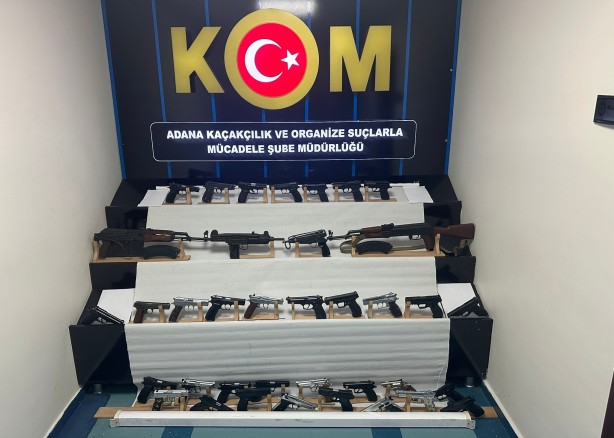 Foto - Adana merkezli suç örgütü operasyonunda yakalanan 26 zanlı tutuklandı